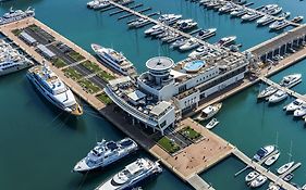 Yacht Club Marina Di Loano
